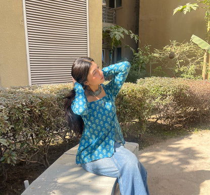 NAIRA KURTI