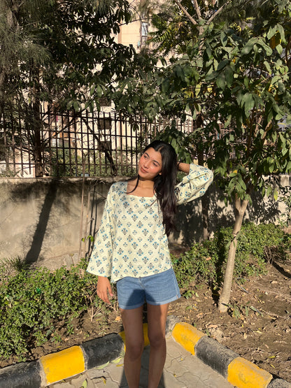 SAANJH KURTI
