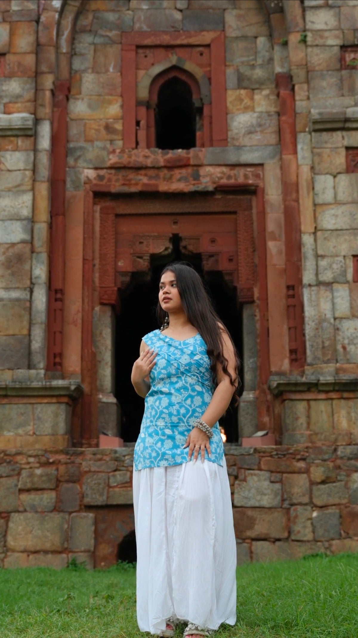 SANAM KURTI